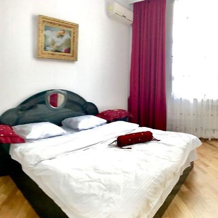 Calm Center Of Baku Apartment Luaran gambar
