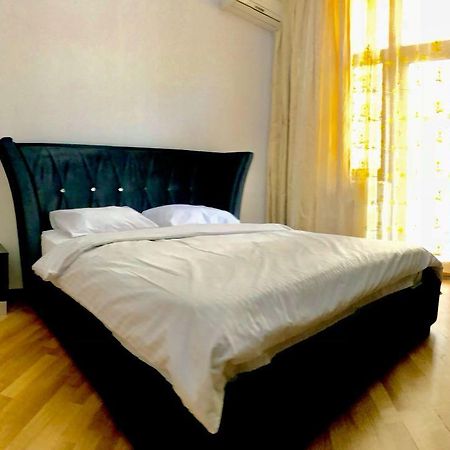 Calm Center Of Baku Apartment Luaran gambar