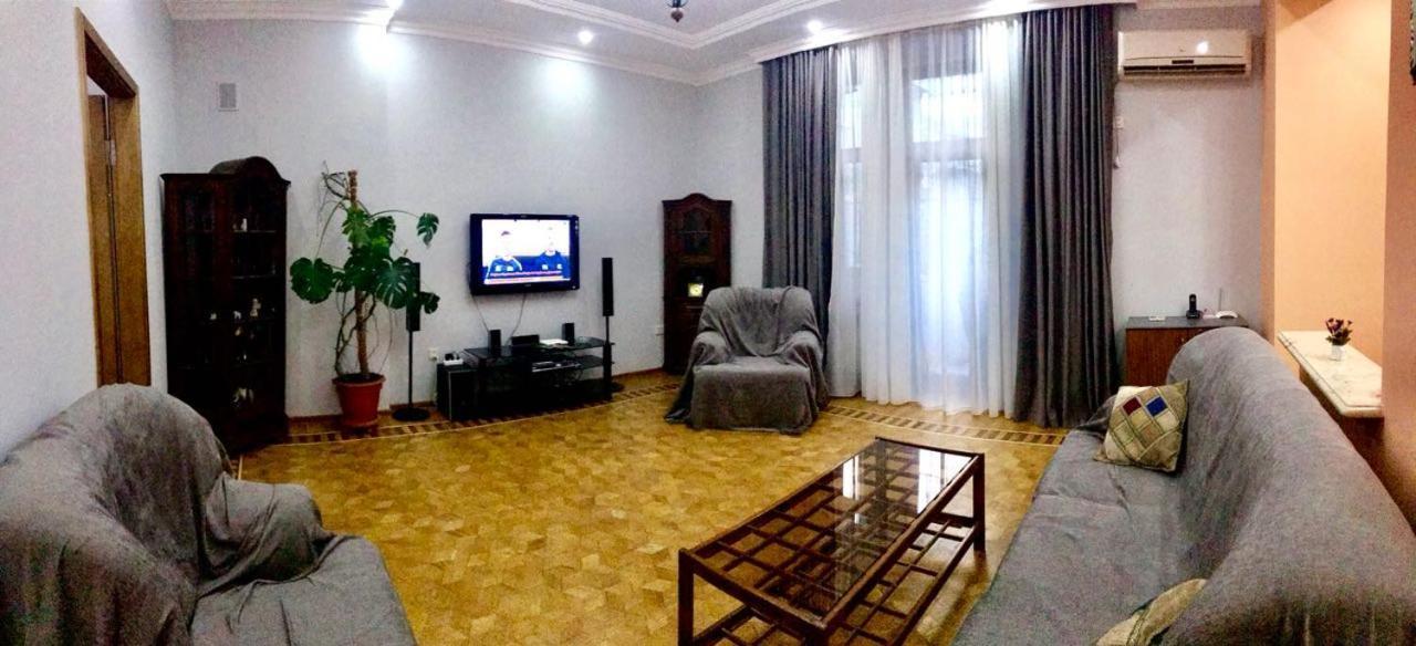 Calm Center Of Baku Apartment Luaran gambar