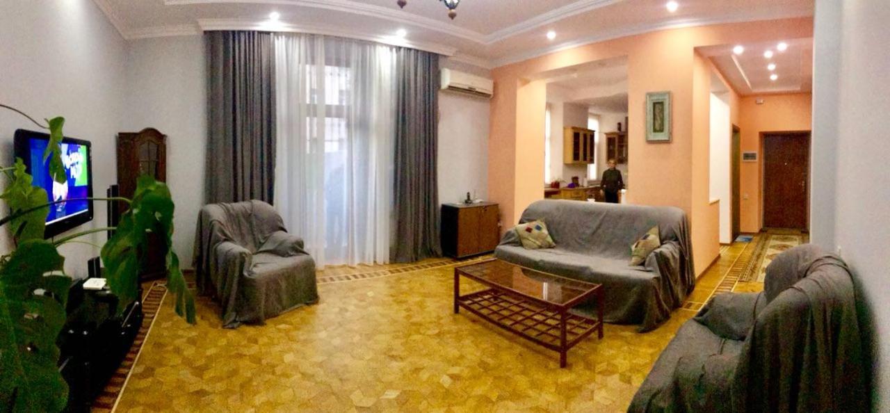 Calm Center Of Baku Apartment Luaran gambar